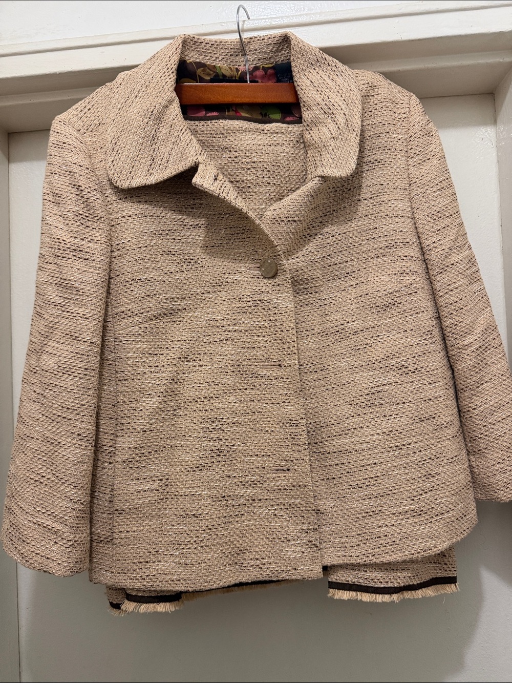 Context Women's Beige Bouclé Blazer Jacket